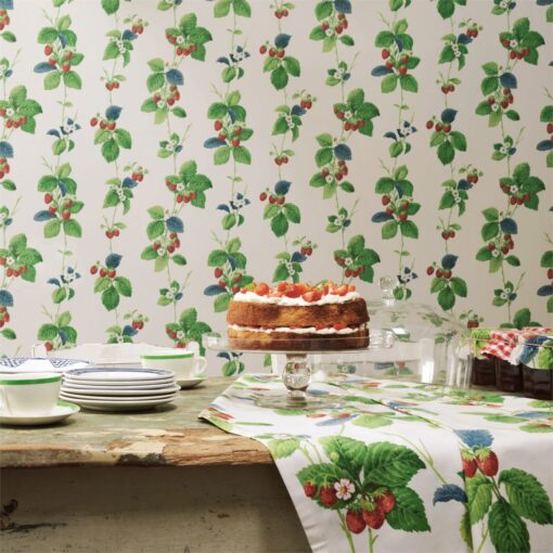 Summer Strawberries wallpaper from Vintage 2 Collection by Sanderson