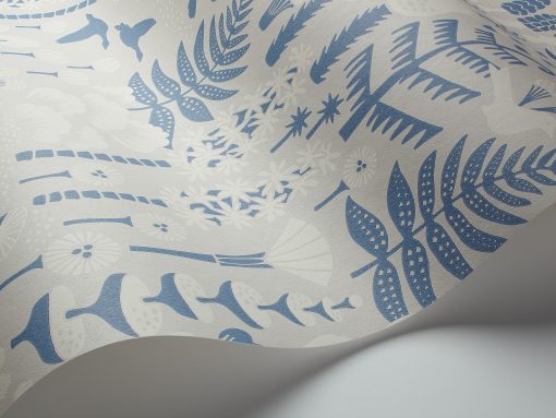 Hoppmosse Wallpaper by Borastapeter in Grey and Blue