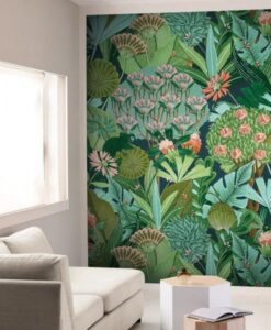 Jardin Onirique Wallpaper in Green