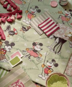 Disney Mickey Mouse Wallpaper - Mickey and Minnie at the Farm