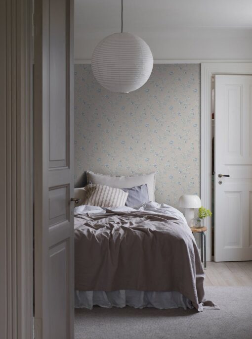 Ängsblomma Wallpaper In Beige-bedroom